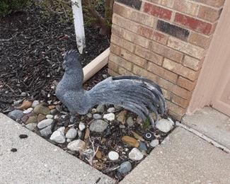 Metal aluminum rooster garden statue
