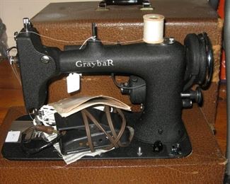 Gray Bar vintage WORKING sewing machine