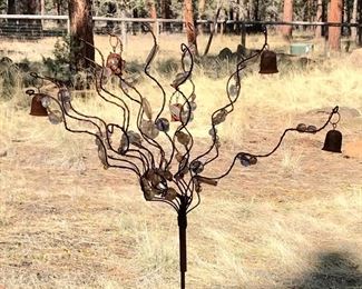 Decorative yard art