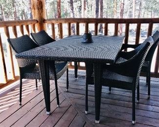 Nice "rattan" patio set