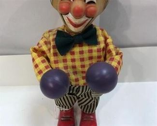 Maraca Clown