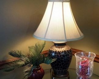 24" Table Lamp, Artificial Fern And Candle Votive