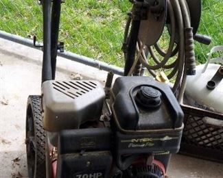 Craftsman Gas Powered Pressure Washer With Briggs And Stratton 7HP Motor