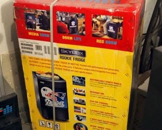 Maytag Sky Box Rookie Fridge, With Kansas City Chiefs Sports Handle, New In Box, Model MBR1980AAB, 2.8 cuft