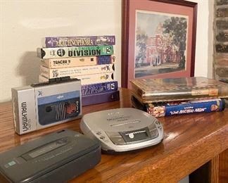 VHS, Walkman, Discman