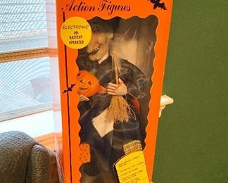 Halloween in the box
