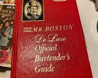 Vintage bartender's guide "1970"