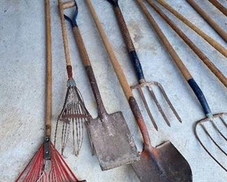 Wood handle garden tools