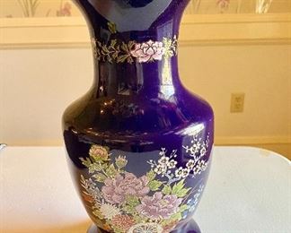 Vintage Japanese Hand Painted Cobalt Blue Porcelain Vase.