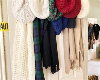 Hats & scarfes