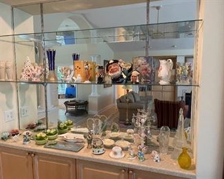 Lennox, Villeroy & Boch, Capodimonte, Toby and more collectibles. 