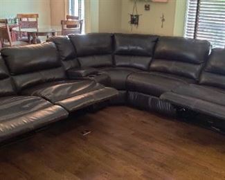 High Quality Dark Chocolate Leather Sectional with 4 Reclining Seats