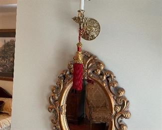 Oval mirror