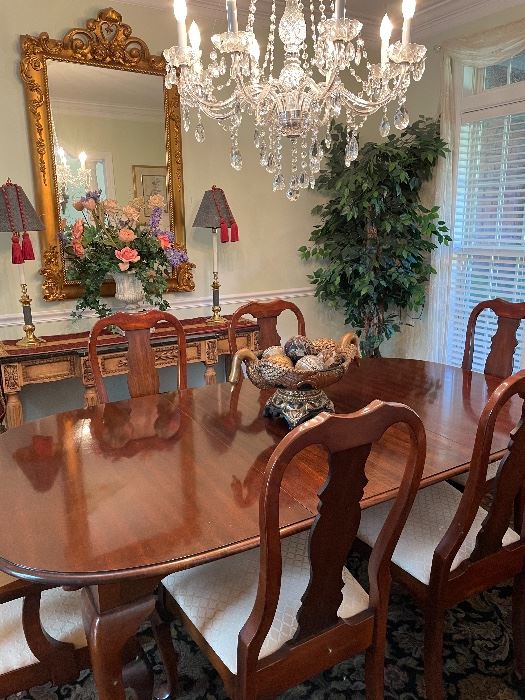 Dining table & 6 chairs by Virginia House