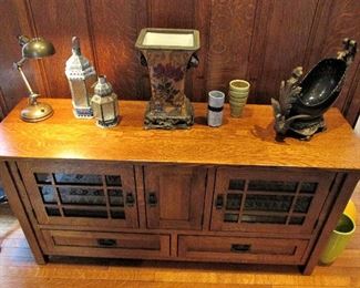 Mission style console