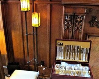 Arts & crafts floor lamp