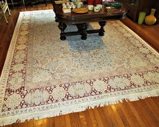12x9 Pakistani Tabriz rug