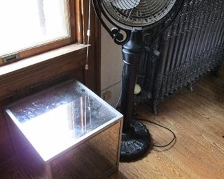 The Old Havana pedestal Fan