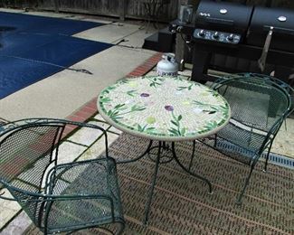 Mosaic iron bistro set