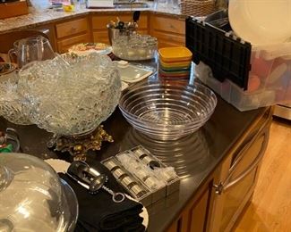 kitchenware dishes