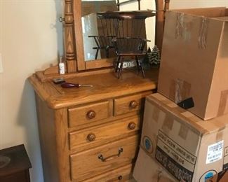 Dresser / Mirror $ 188.00