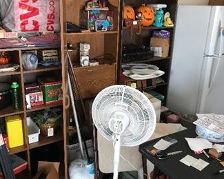 Several  Rubbermaid Units