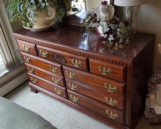 Lea Furniture dresser mahogany