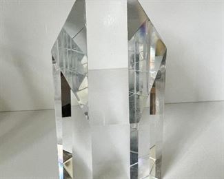 Hoya Crystal Sculpture / Paperweight