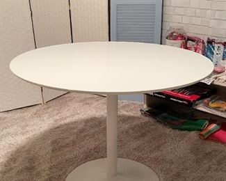 Small White Round Table