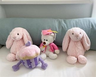 Stuffed Animals / Plush Toys