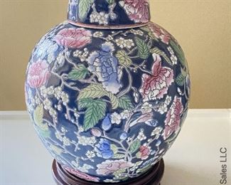 ITEM 44: Pair Ginger Jar lamps. 23” tall. Shades lightly soiled. $130
