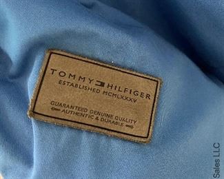 ITEM 62: Tommy Hilfiger Blue Full (heavy weight) Comforter with 2 stripe bed Shams $45