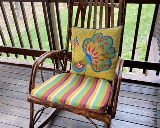ITEM 76: Adirondack single rocker with side table $175