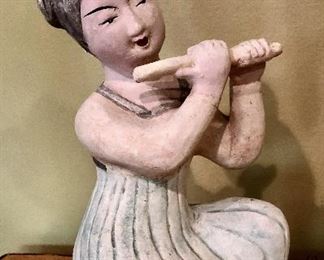 ITEM 118: Pair of female musician figures $30
