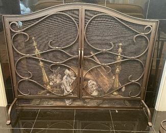 Item 1007: Pottery Barn Firescreen: $295
