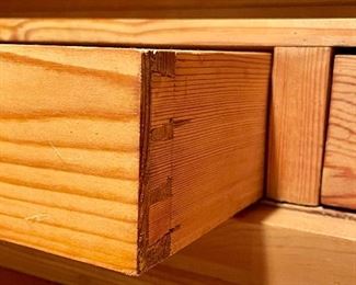detail-dovetail joinery