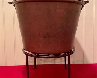 Item 104:  Antique Randolph Clowes Copper Pot (Waterbury, CT) - 12.75" x 8.5":  $225