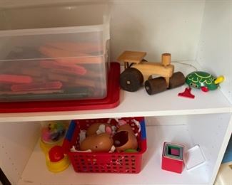 Vintage toys (Fisher Price, other)