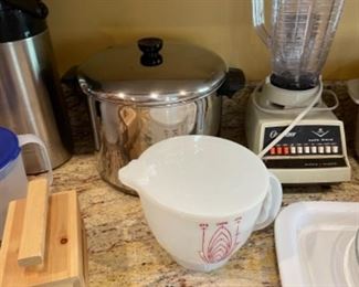 Oster blender, pots and pans 