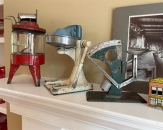 Antique toy washing machine (doll size), scale and juicer 