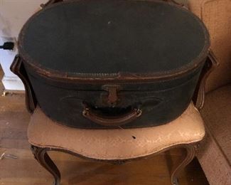 Vintage luggage closed