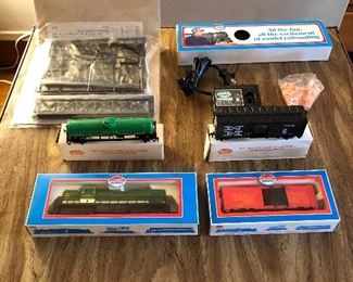 Model Power train set w/ accessories NIP