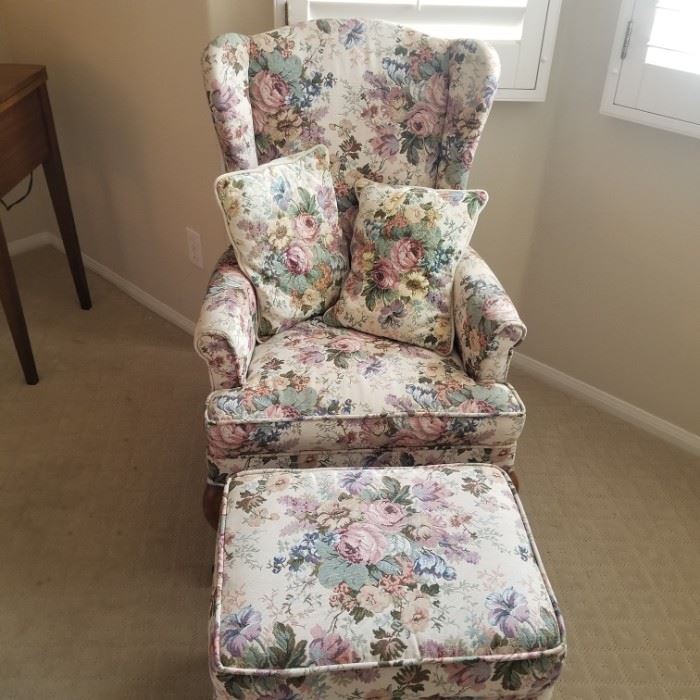 Chair w/ottoman $65