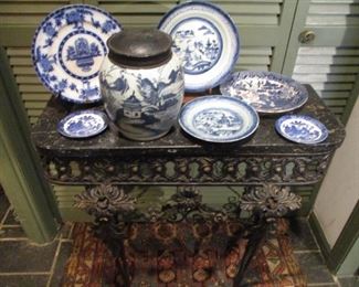 IRON AND MARBLE TABLE WITH CHINESE EXPORT WARES