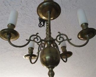 BRASS CEILING FIXTURE IN EARLY STYLE