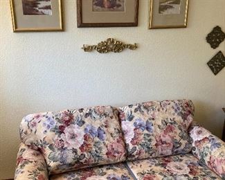 Krause’ sofa factory loveseat