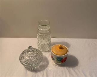 Sugar bowls and container