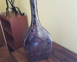 Ceramic vase (dark brown) 24 x 10