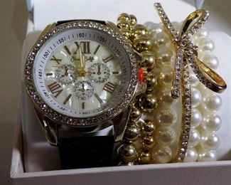 Jessica Carlyle Watch and Bracelets. New in Bix.
