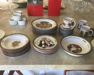 Lovely Christmas dinnerware!
